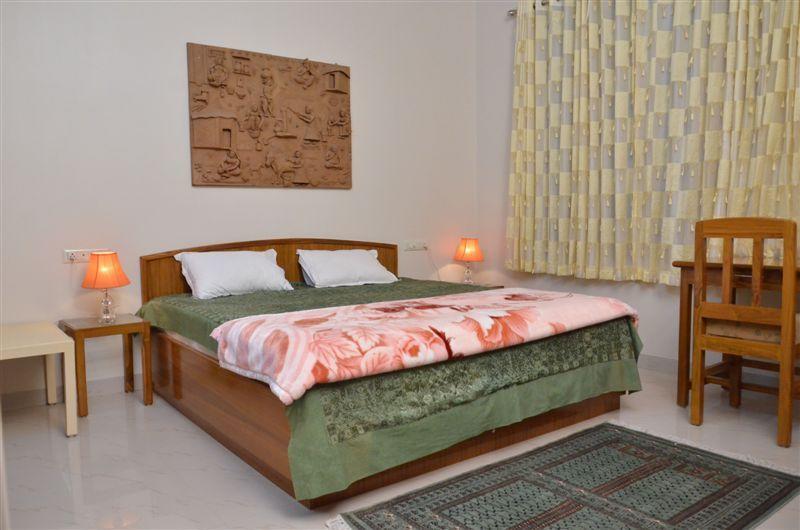 The Royale Country Retreat Bed & Breakfast Udaipur Exterior photo